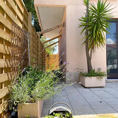 Portici Sul Giardino - Dimora Dei Portici 오르토나